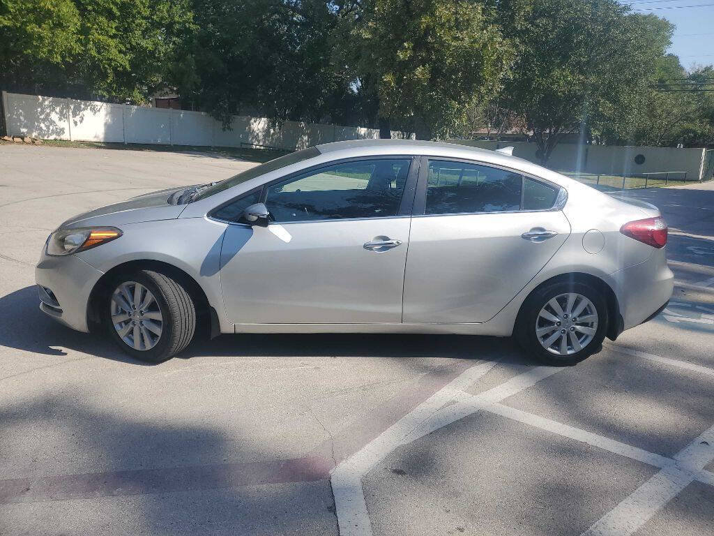 Used 2014 Kia Forte EX FWD image 3