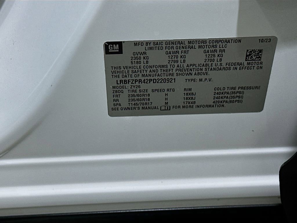 Used 2023 Buick Envision Essence image 32