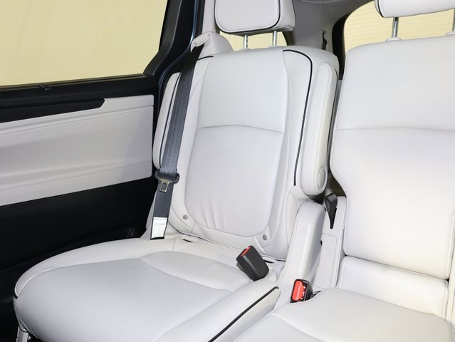 New 2026 Honda Odyssey Touring image 10