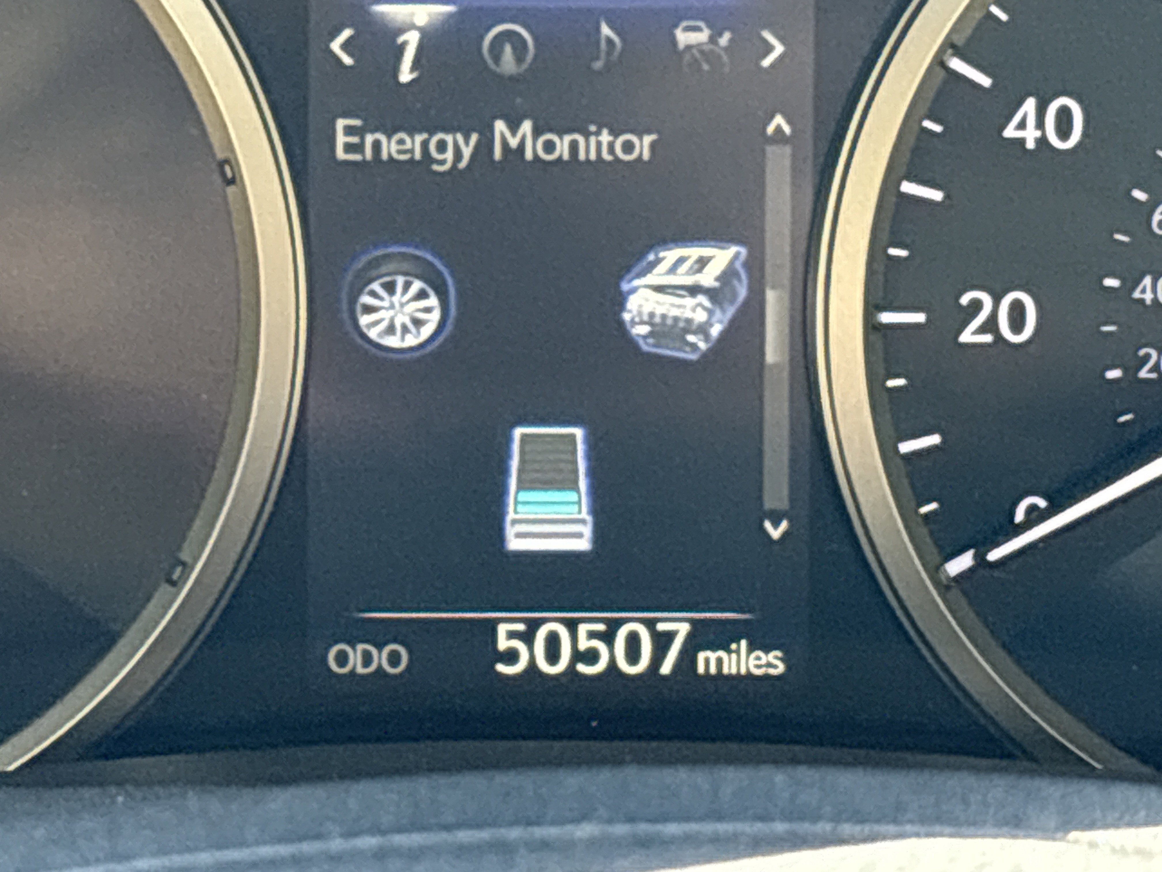 Used 2015 Lexus NX 300h AWD w/ Luxury Package image 22