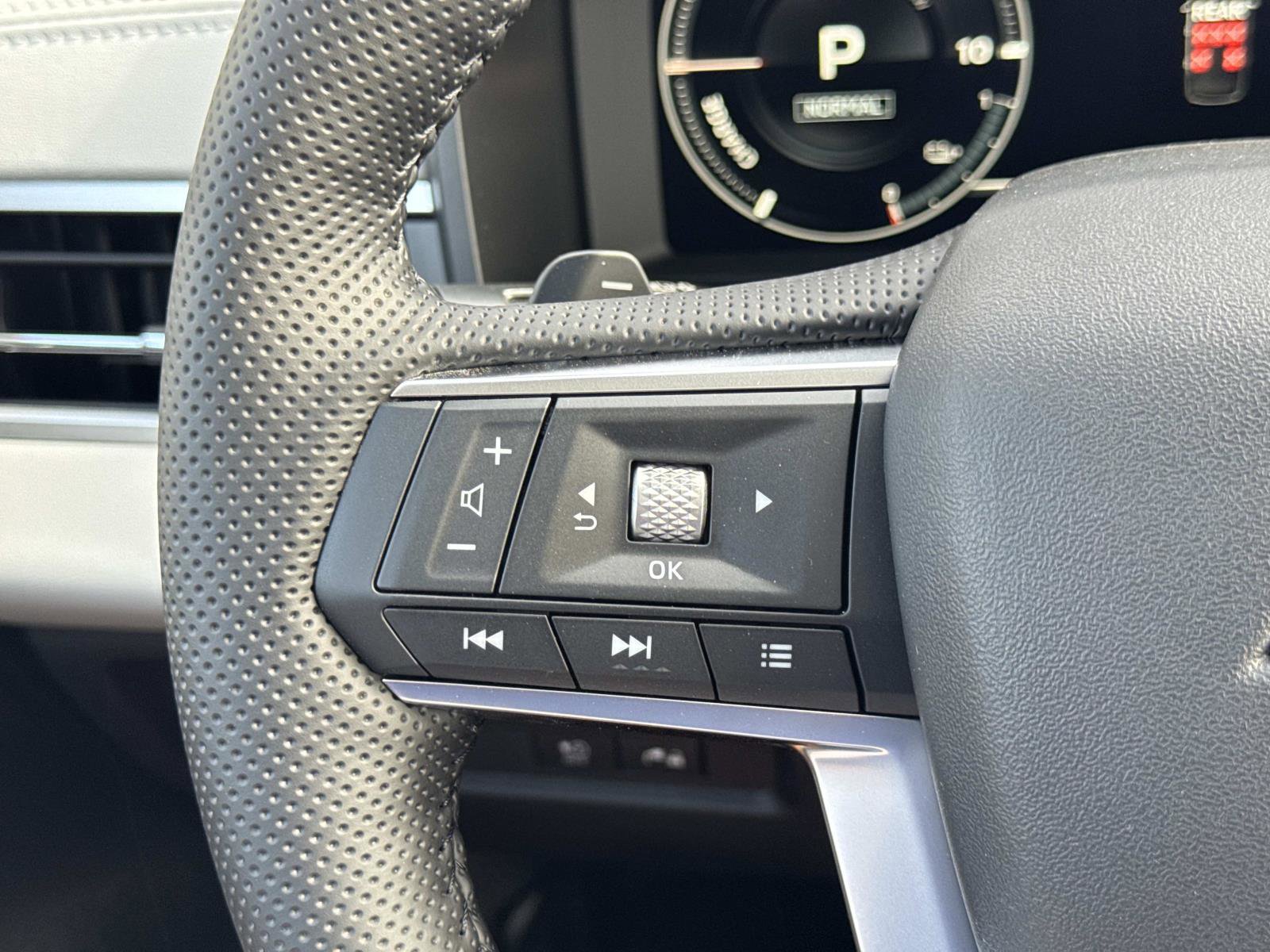 New 2025 Mitsubishi Outlander SEL image 20