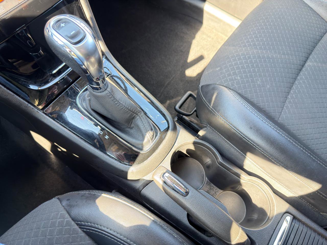 Used 2020 Buick Encore Preferred FWD image 49