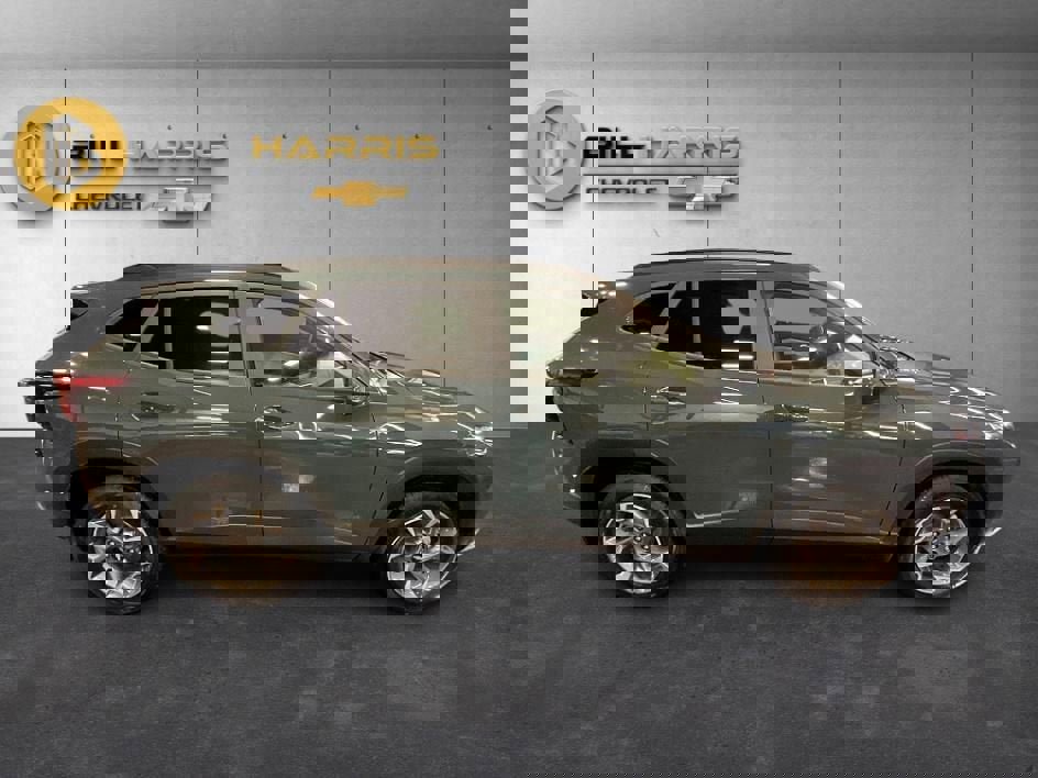 New 2026 Chevrolet Trax LT w/ Driver Confidence Package FWD image 10