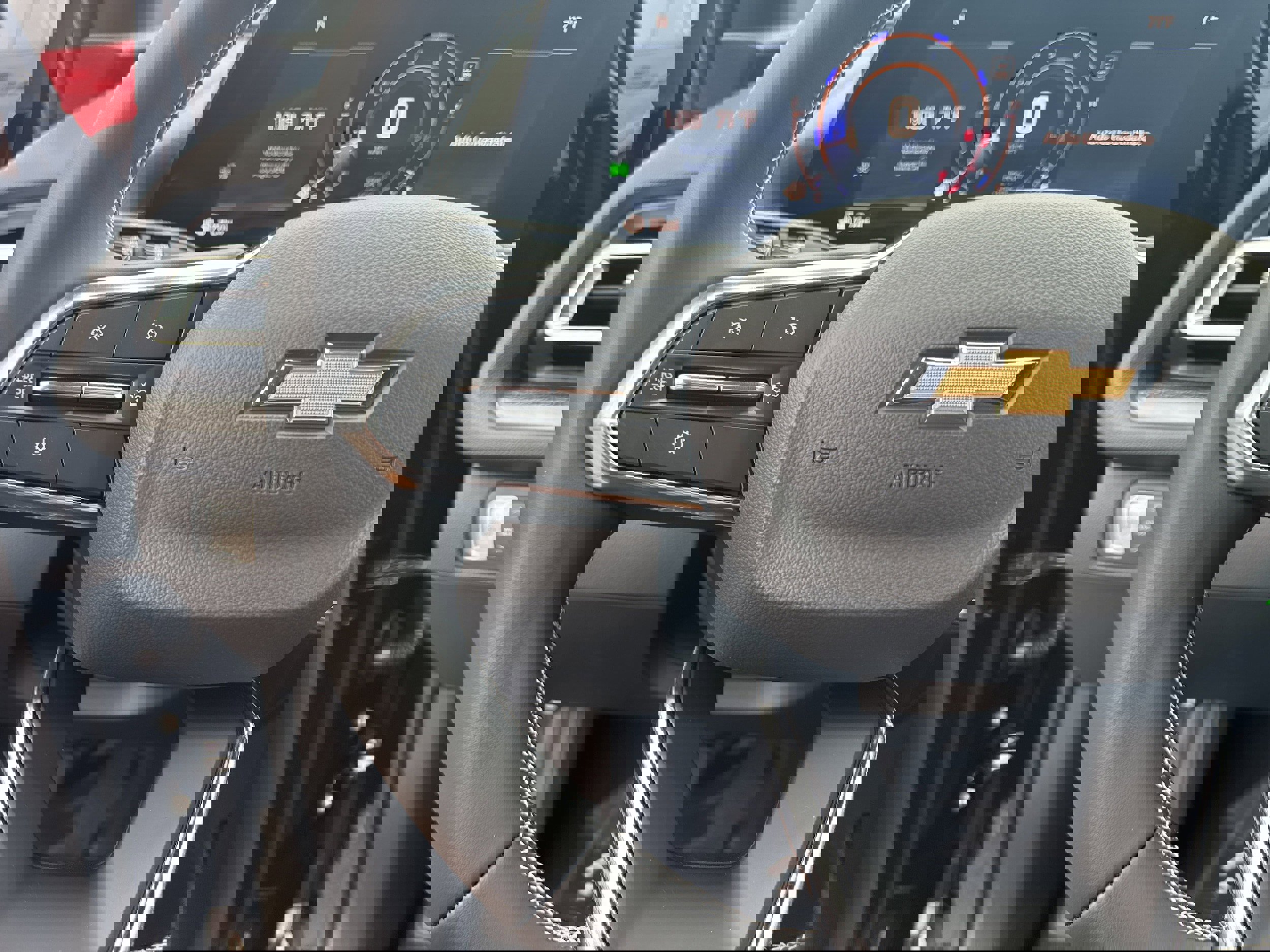 New 2026 Chevrolet Traverse LT image 21