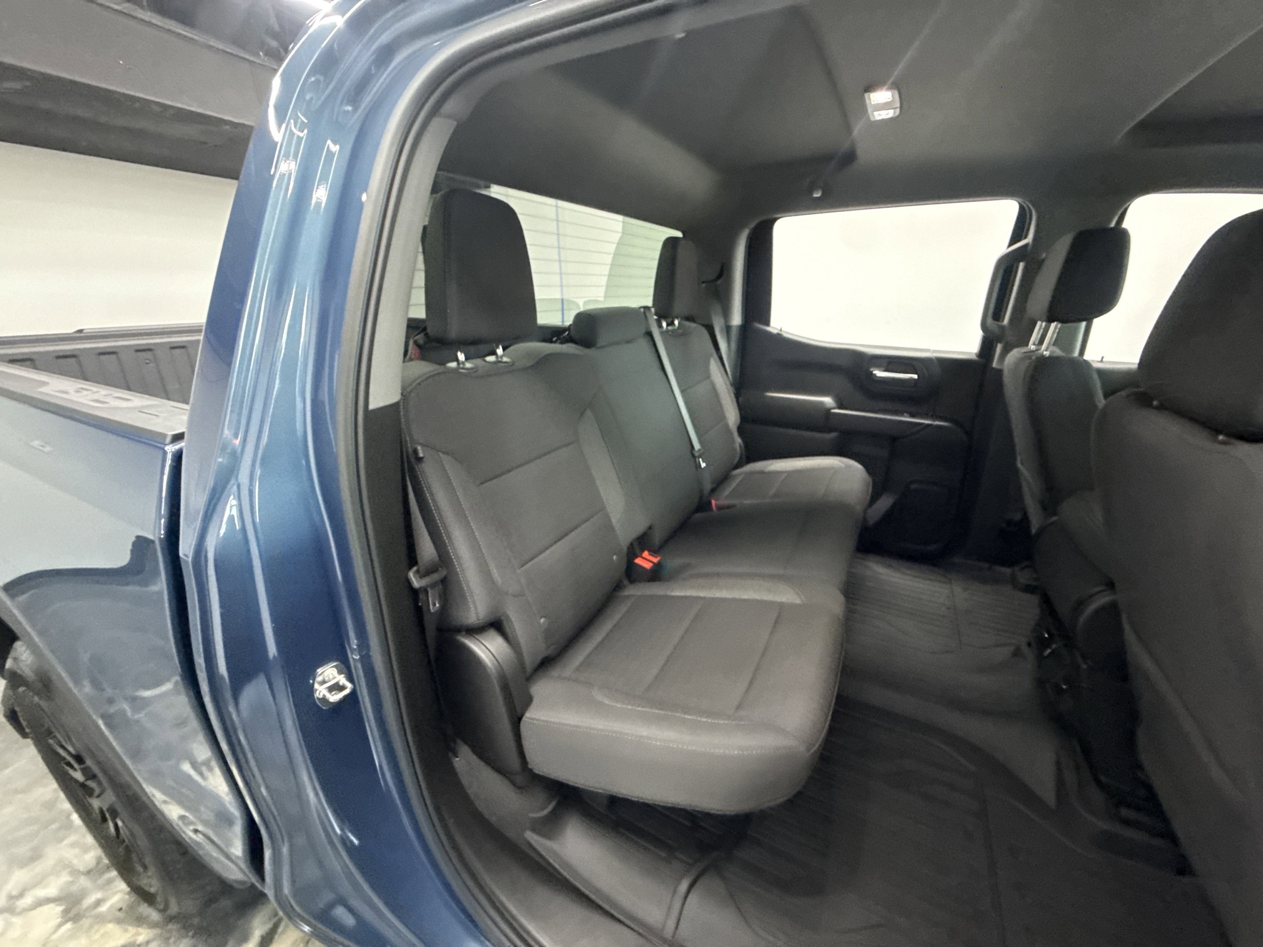 Used 2024 GMC Sierra 1500 Pro w/ Graphite Edition AWD/4WD image 21