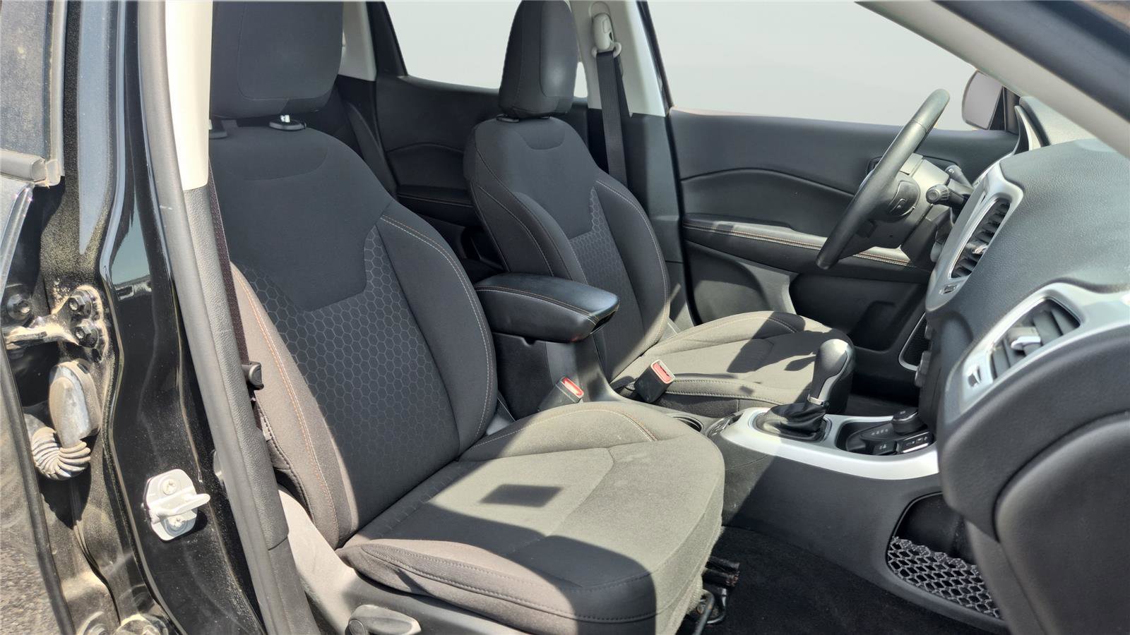 Used 2019 Jeep Compass Sport image 14