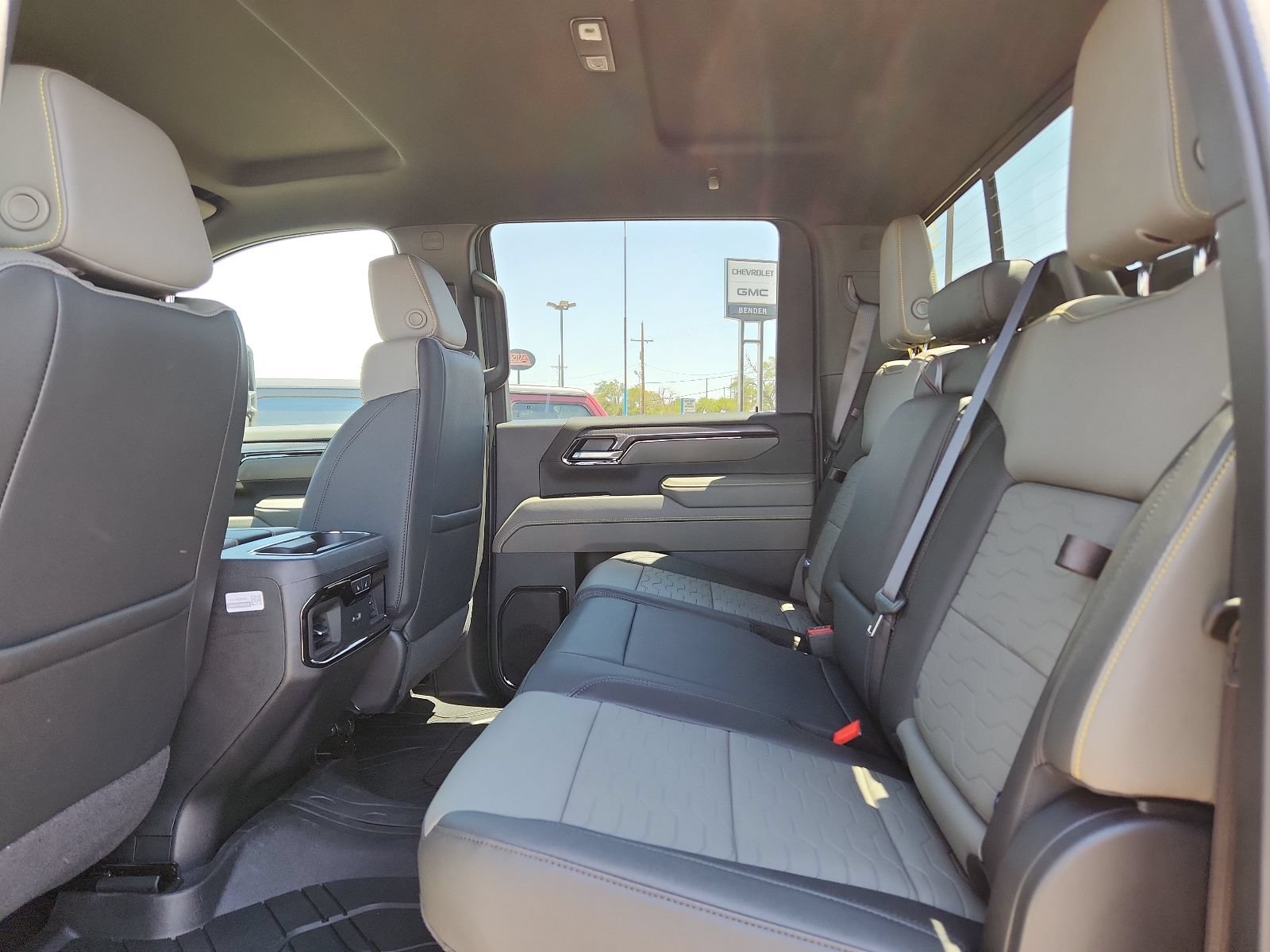 New 2026 Chevrolet Silverado 2500 ZR2 AWD/4WD image 8
