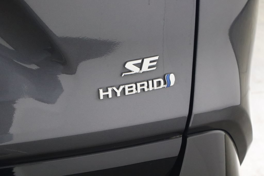 Used 2022 Toyota RAV4 SE w/ Convenience Package AWD/4WD image 41