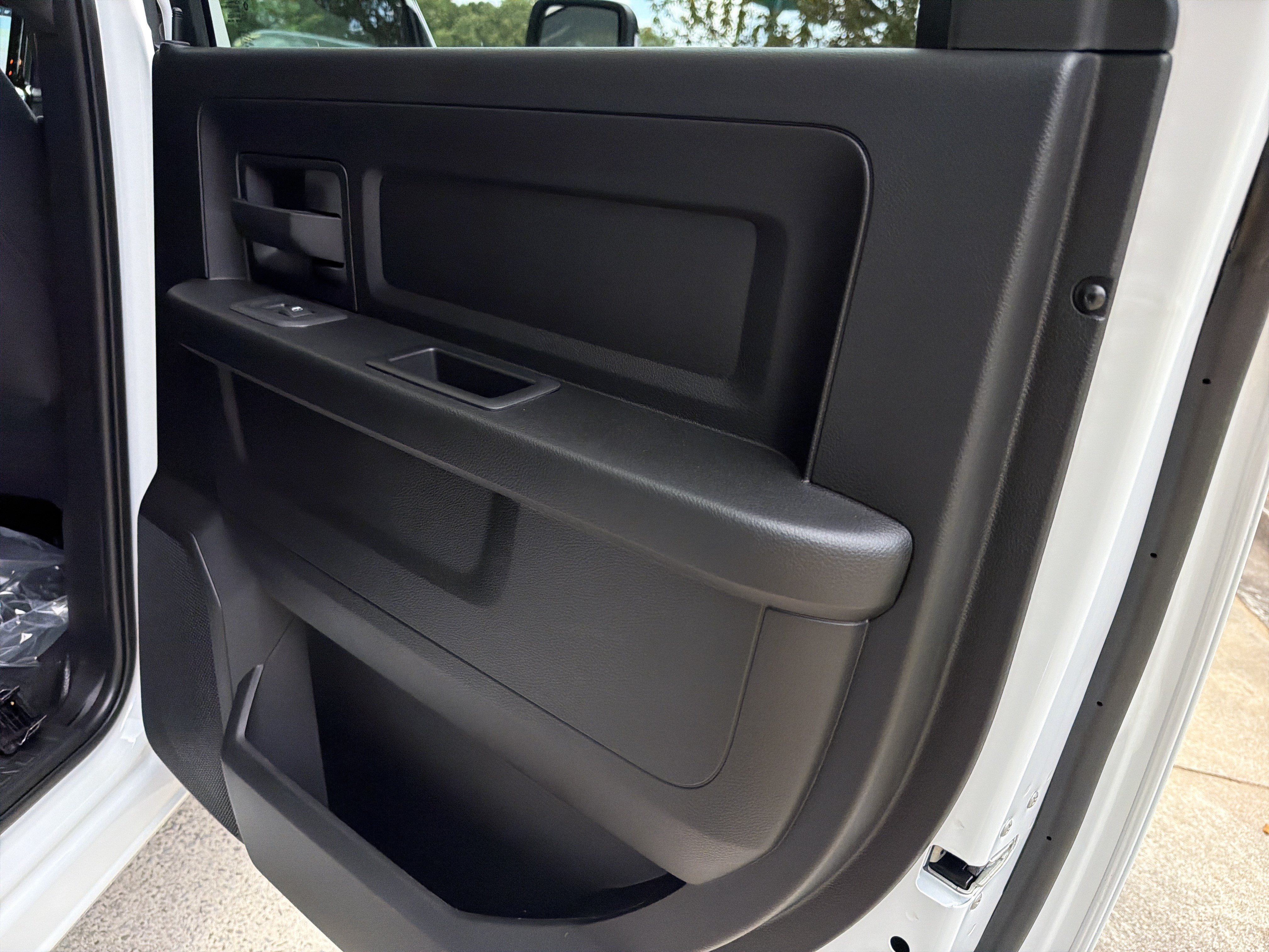 New 2026 RAM 5500 Tradesman AWD/4WD image 16
