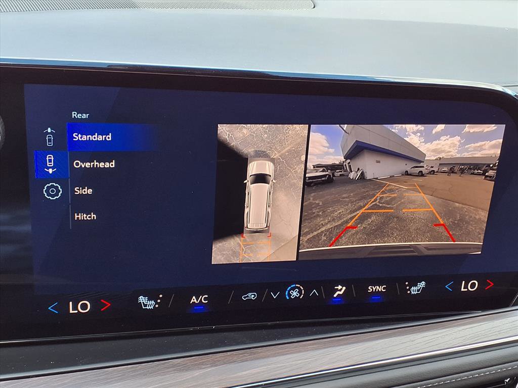 New 2026 Chevrolet Suburban Z71 w/ Comfort Package image 9