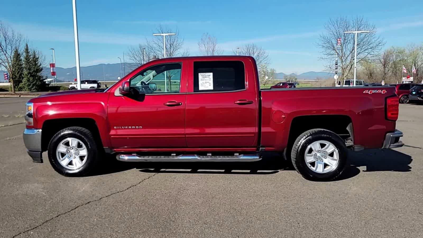 Used 2017 Chevrolet Silverado 1500 LT w/ All Star Edition image 5