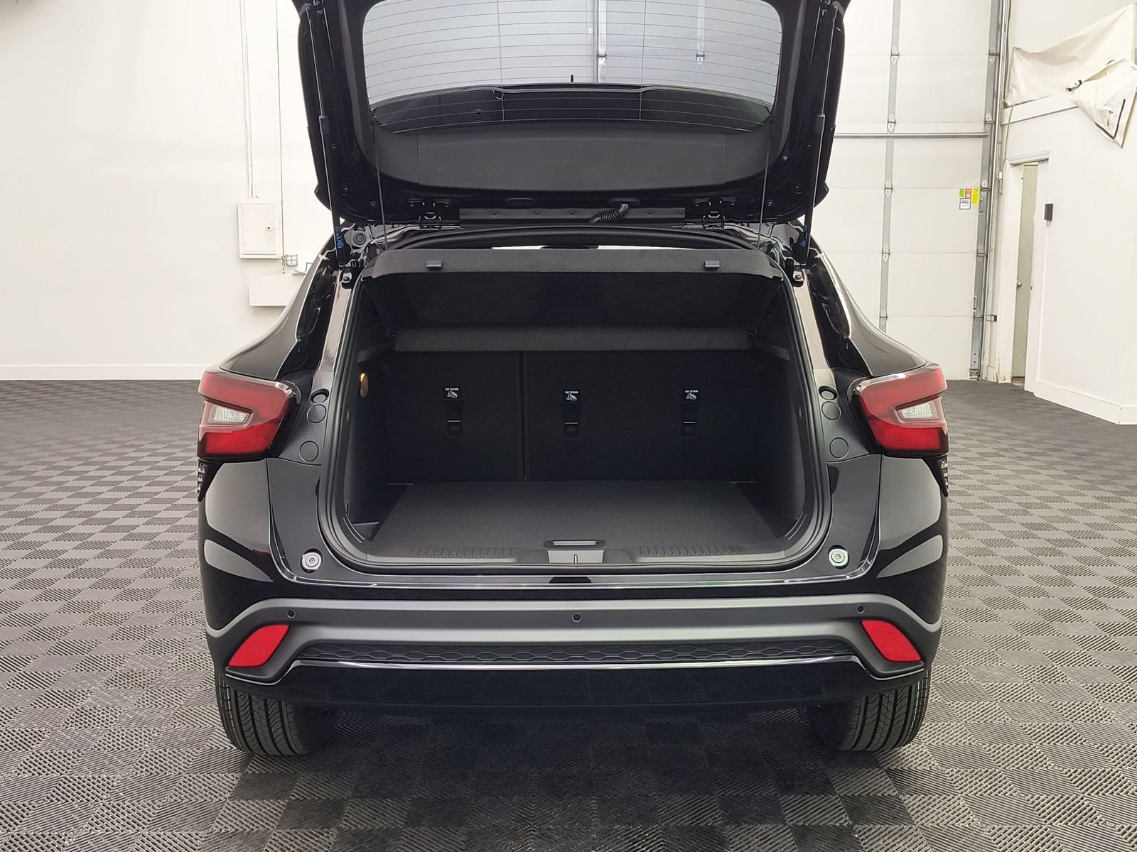 New 2026 Chevrolet Trax RS w/ Driver Confidence Package FWD image 21