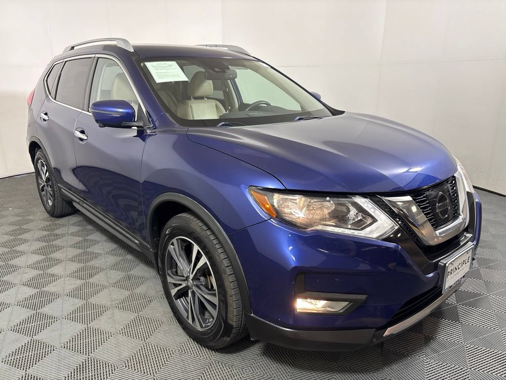 Used 2017 Nissan Rogue SL FWD image 4