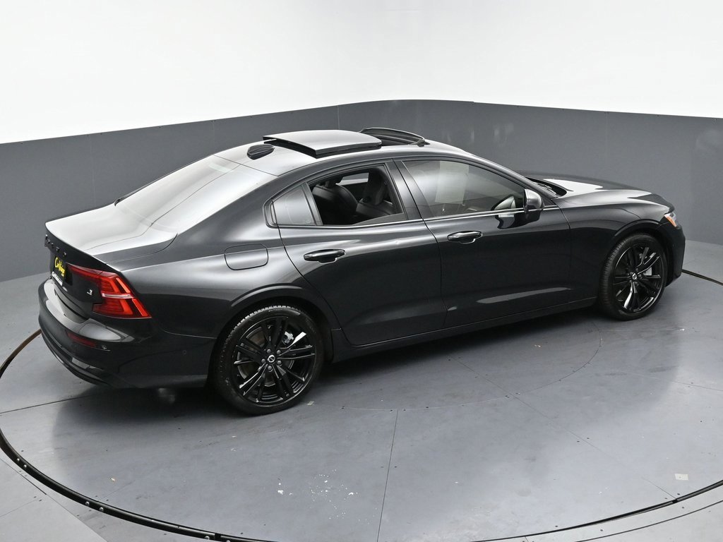 Used 2024 Volvo S60 T8 Ultimate w/ Climate Package image 47