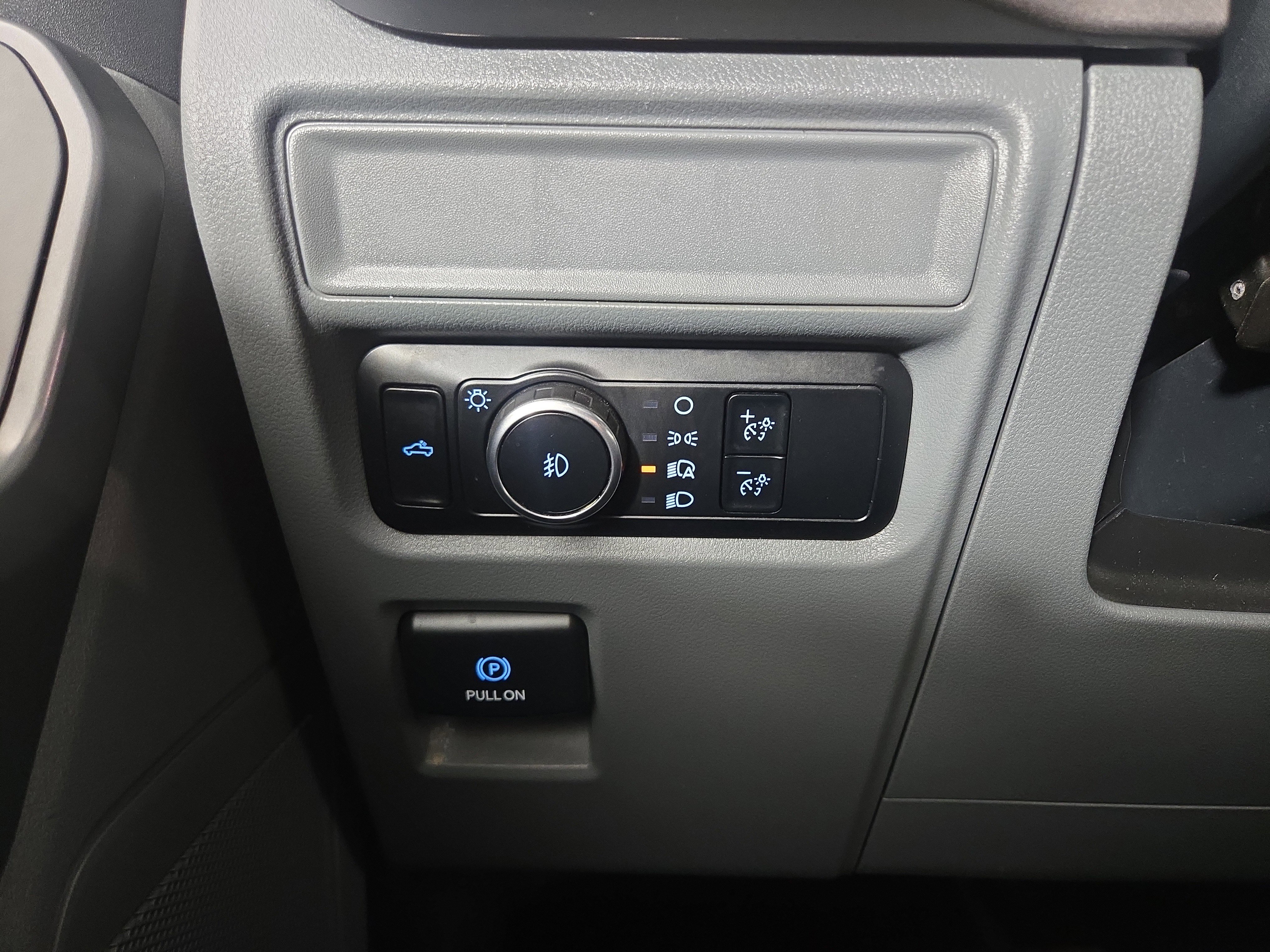 Used 2024 Ford F150 XLT w/ Tow/Haul Package image 28