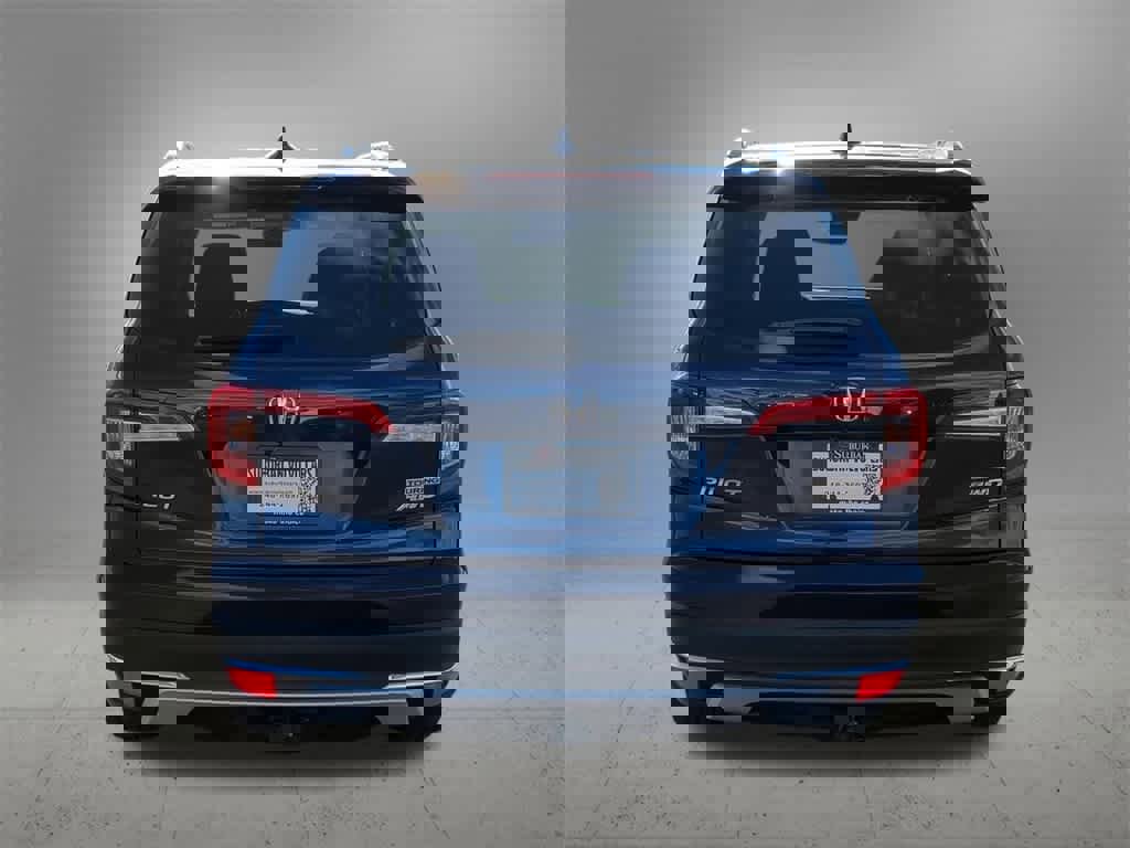 Used 2020 Honda Pilot Touring image 5