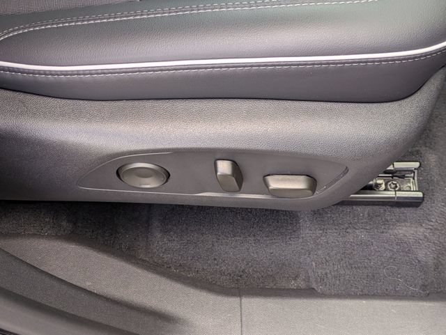 Used 2025 Buick Enclave Preferred FWD image 38