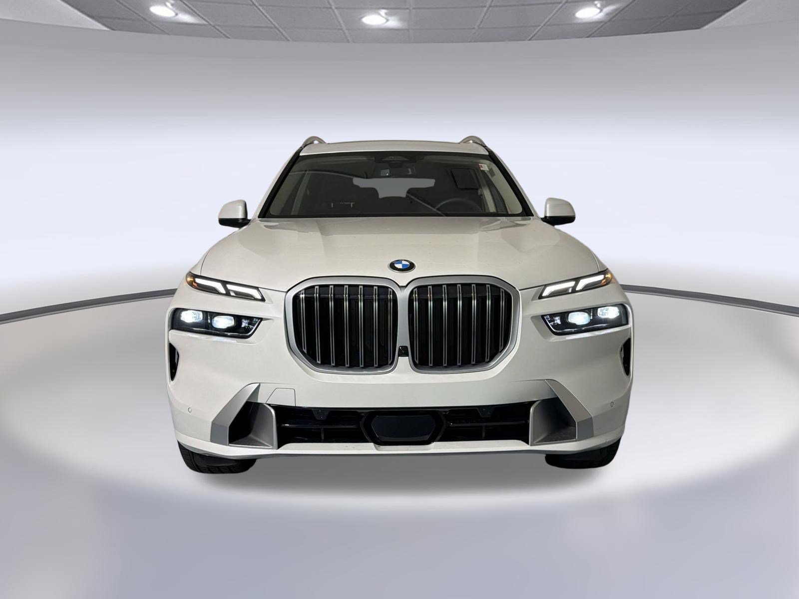 Used 2026 BMW X7 xDrive40i AWD/4WD image 6