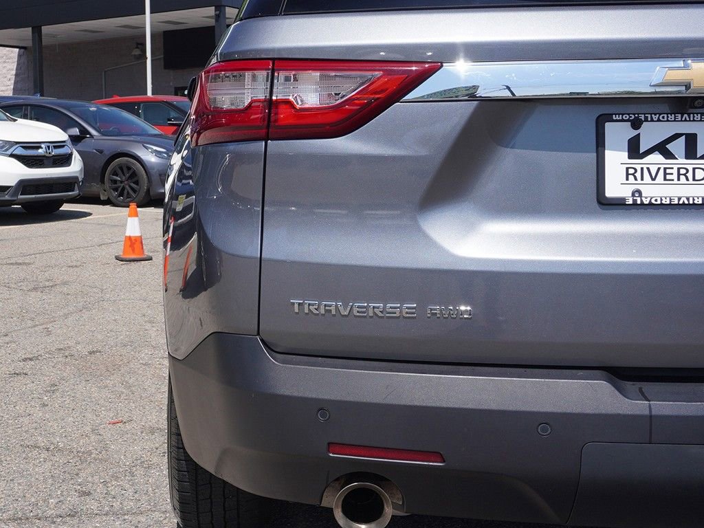 Used 2020 Chevrolet Traverse LT AWD/4WD image 13