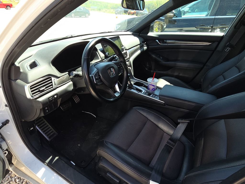 Used 2022 Honda Accord Sport image 8