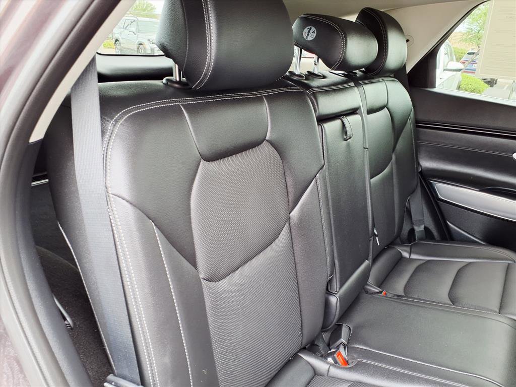 Used 2023 Genesis GV70 2.5T w/ Select Package AWD/4WD image 15