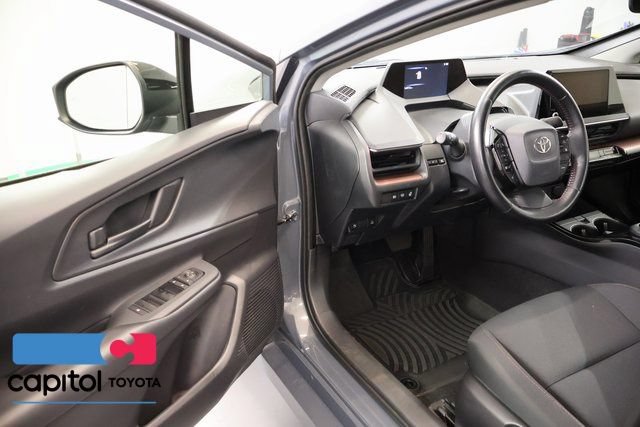Used 2024 Toyota Prius Prime FWD image 9