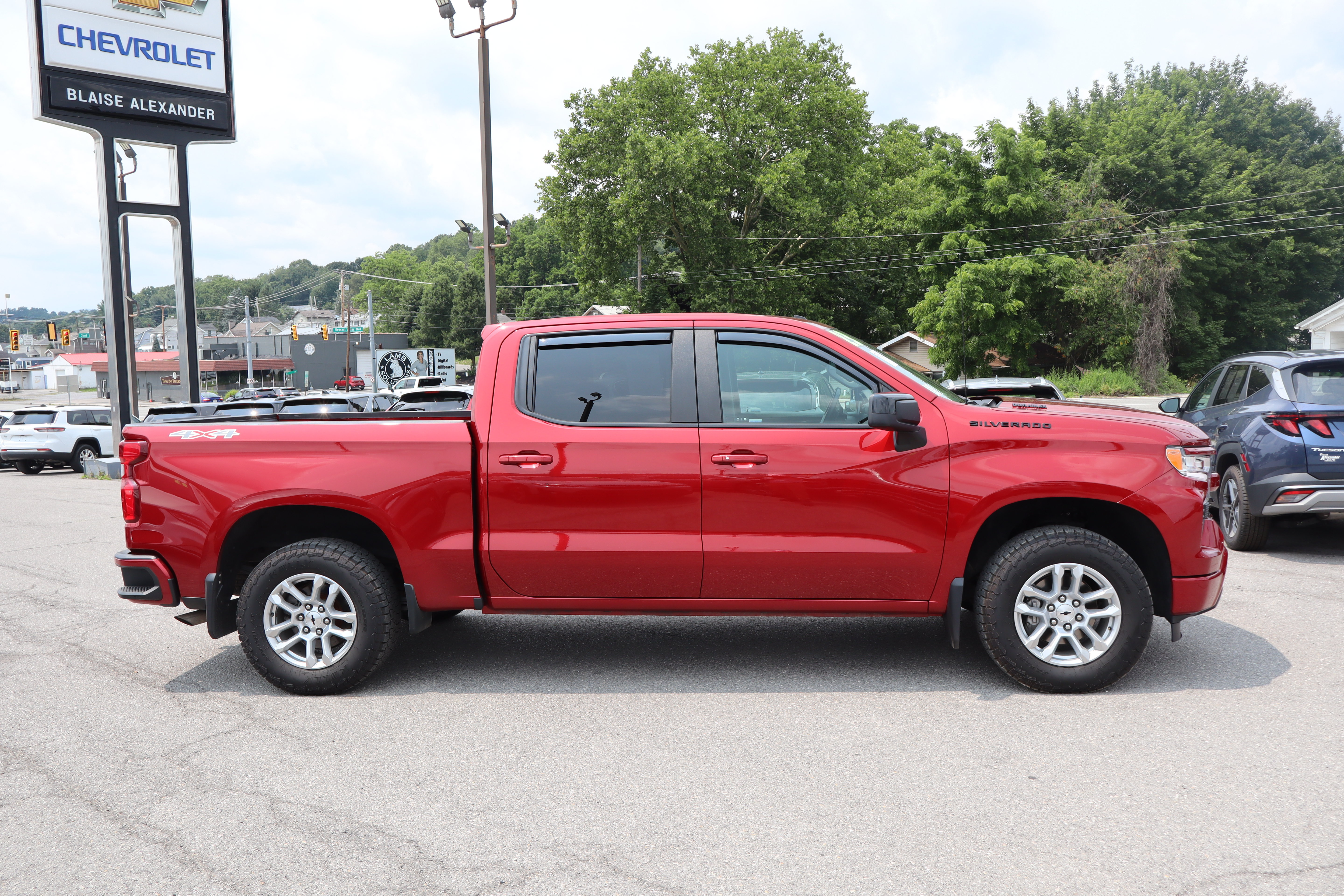 Used 2023 Chevrolet Silverado 1500 RST w/ LPO, Liner Protection Package AWD/4WD image 2
