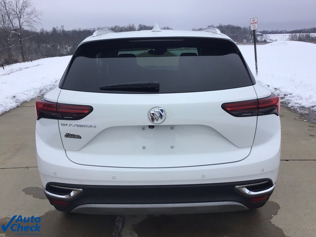 Used 2022 Buick Envision Essence w/ Safety Package image 4