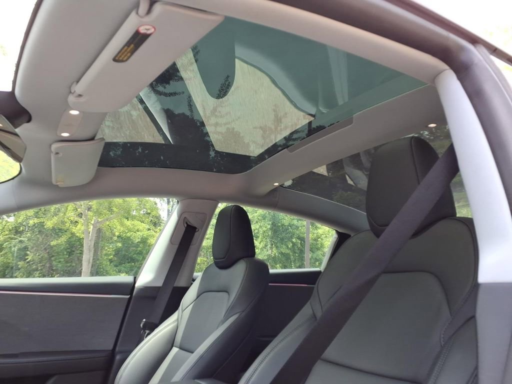 Used 2025 Tesla Model 3 Long Range RWD image 13