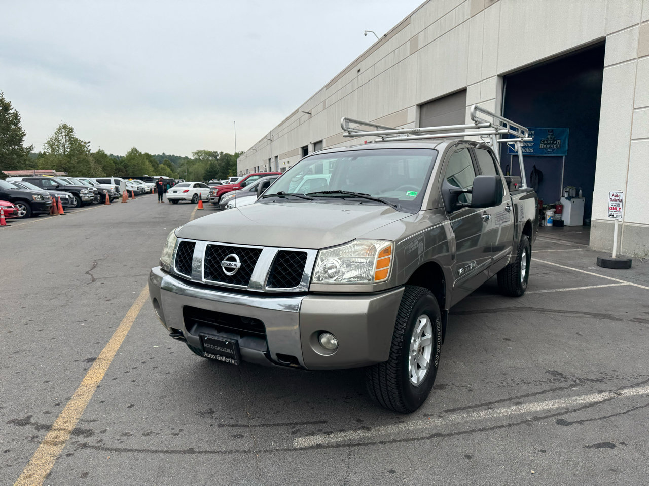 Used 2006 Nissan Titan SE image 9