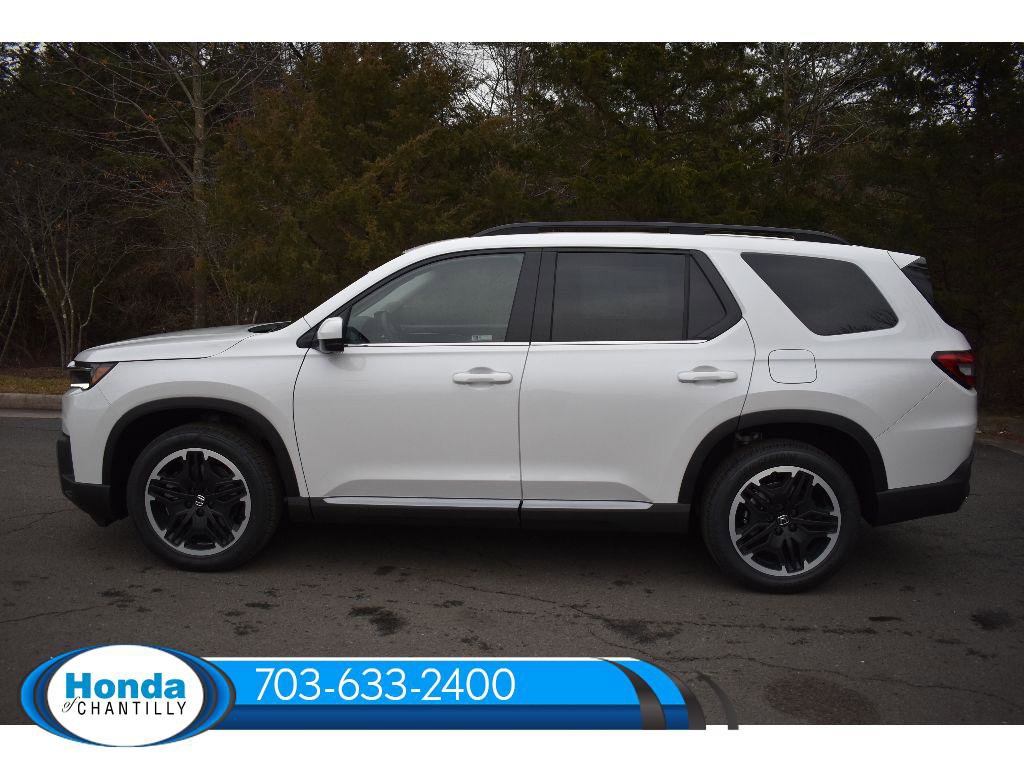 New 2026 Honda Pilot Touring image 4