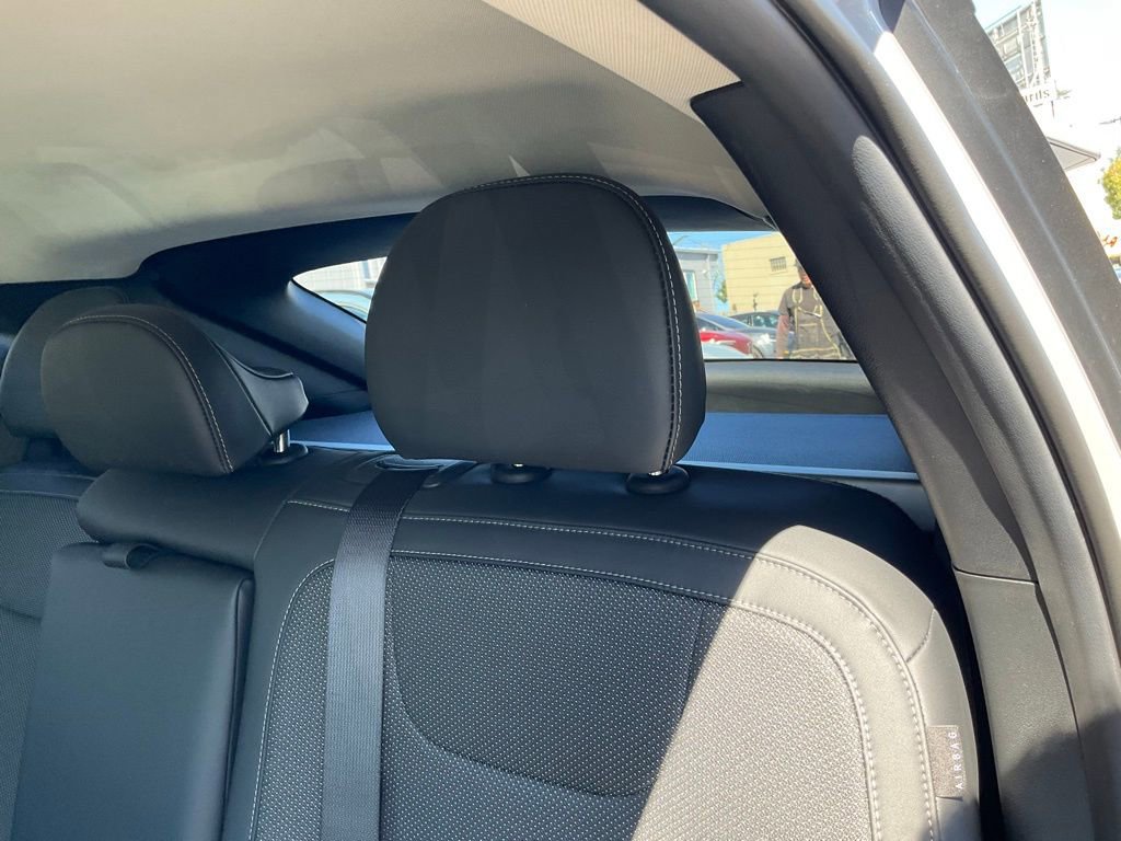 Used 2025 Kia EV6 Light image 31