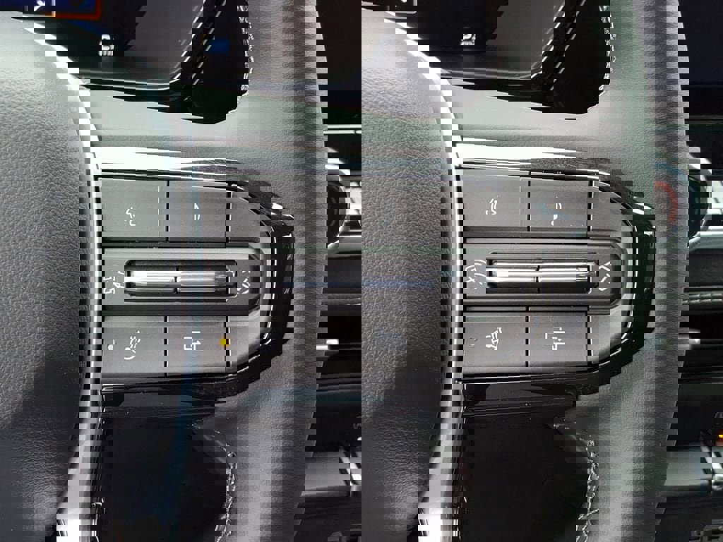 New 2026 Chevrolet Colorado LT image 16