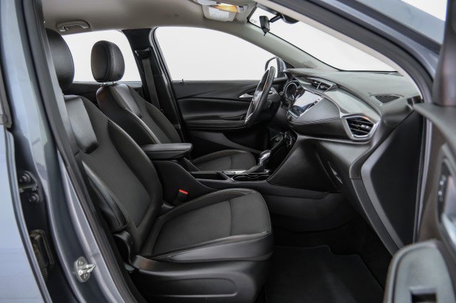 Used 2020 Buick Encore GX Select image 31
