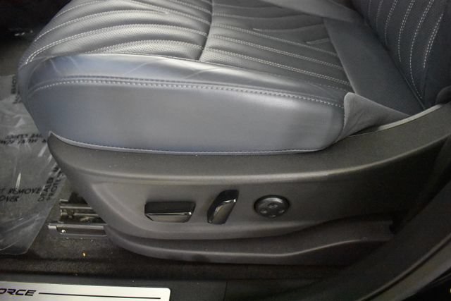Certified 2023 Nissan Ariya AWD/4WD image 10