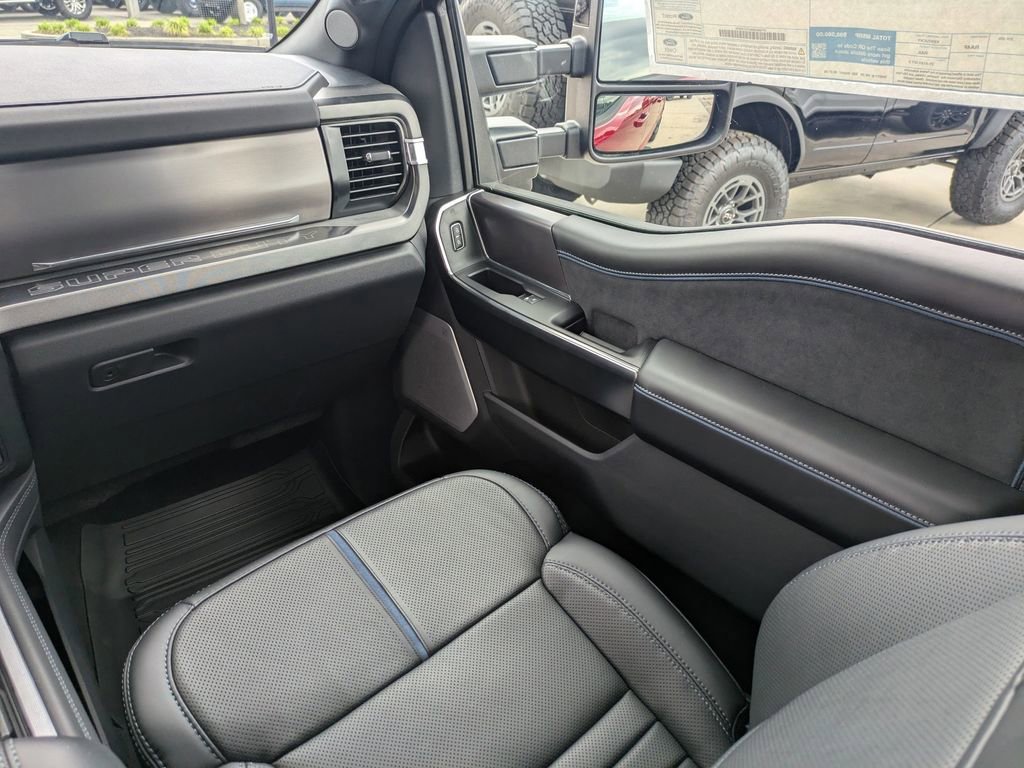 New 2026 Ford F250 Platinum AWD/4WD image 17