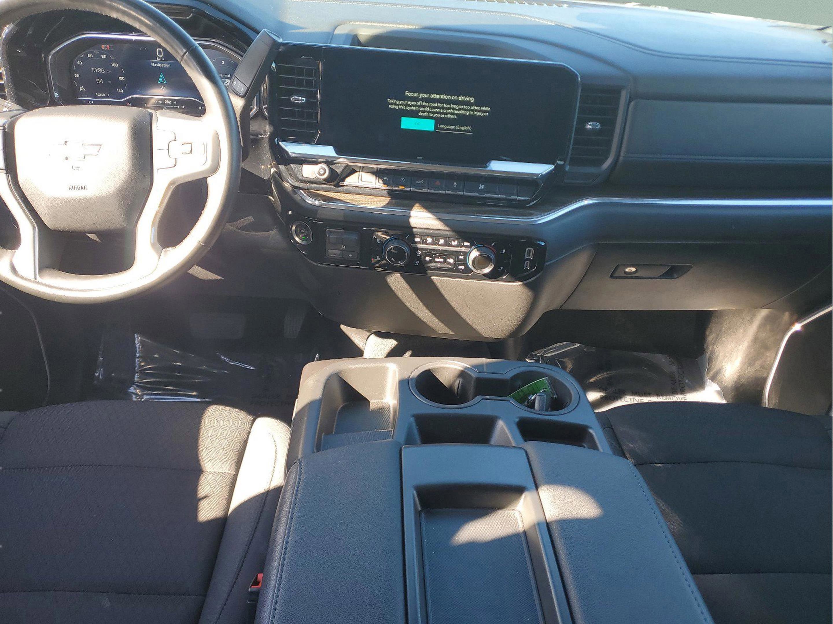 Used 2025 Chevrolet Silverado 1500 LT AWD/4WD image 10