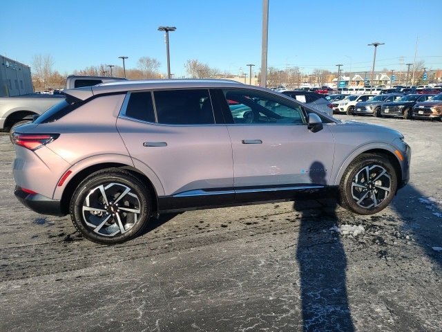 Certified 2025 Chevrolet Equinox EV LT w/ Convenience Package image 6