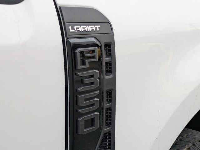 New 2026 Ford F350 Lariat w/ Black Appearance Package image 43