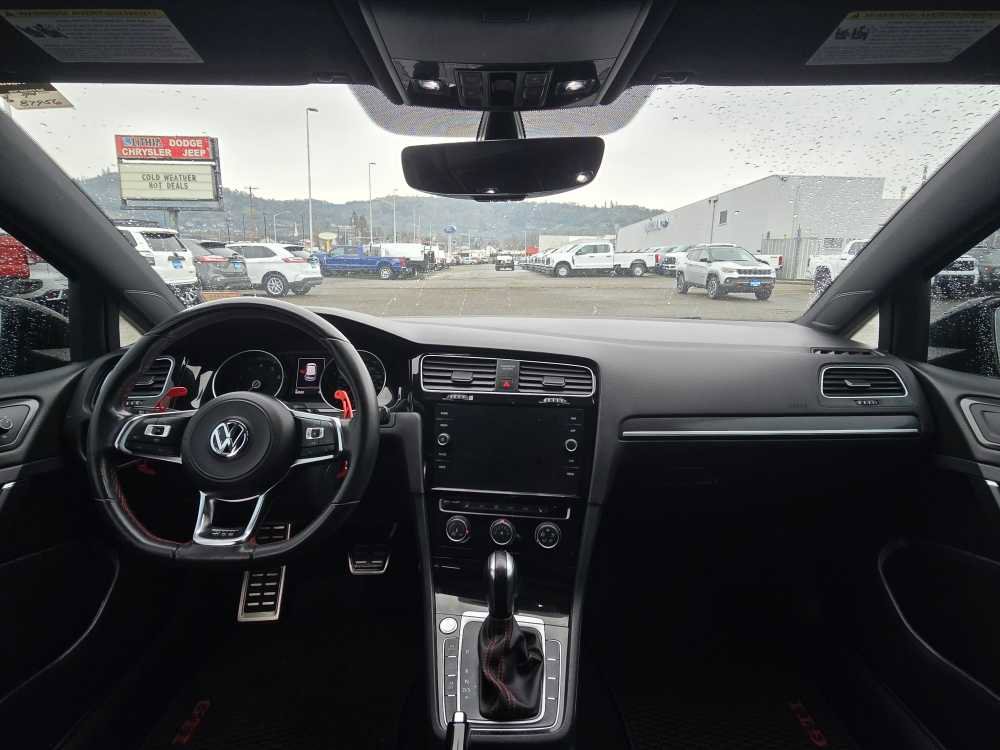 Used 2021 Volkswagen GTI SE image 15