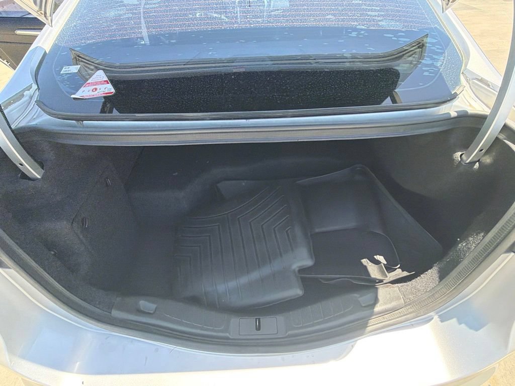 Used 2016 Ford Fusion Titanium FWD image 19