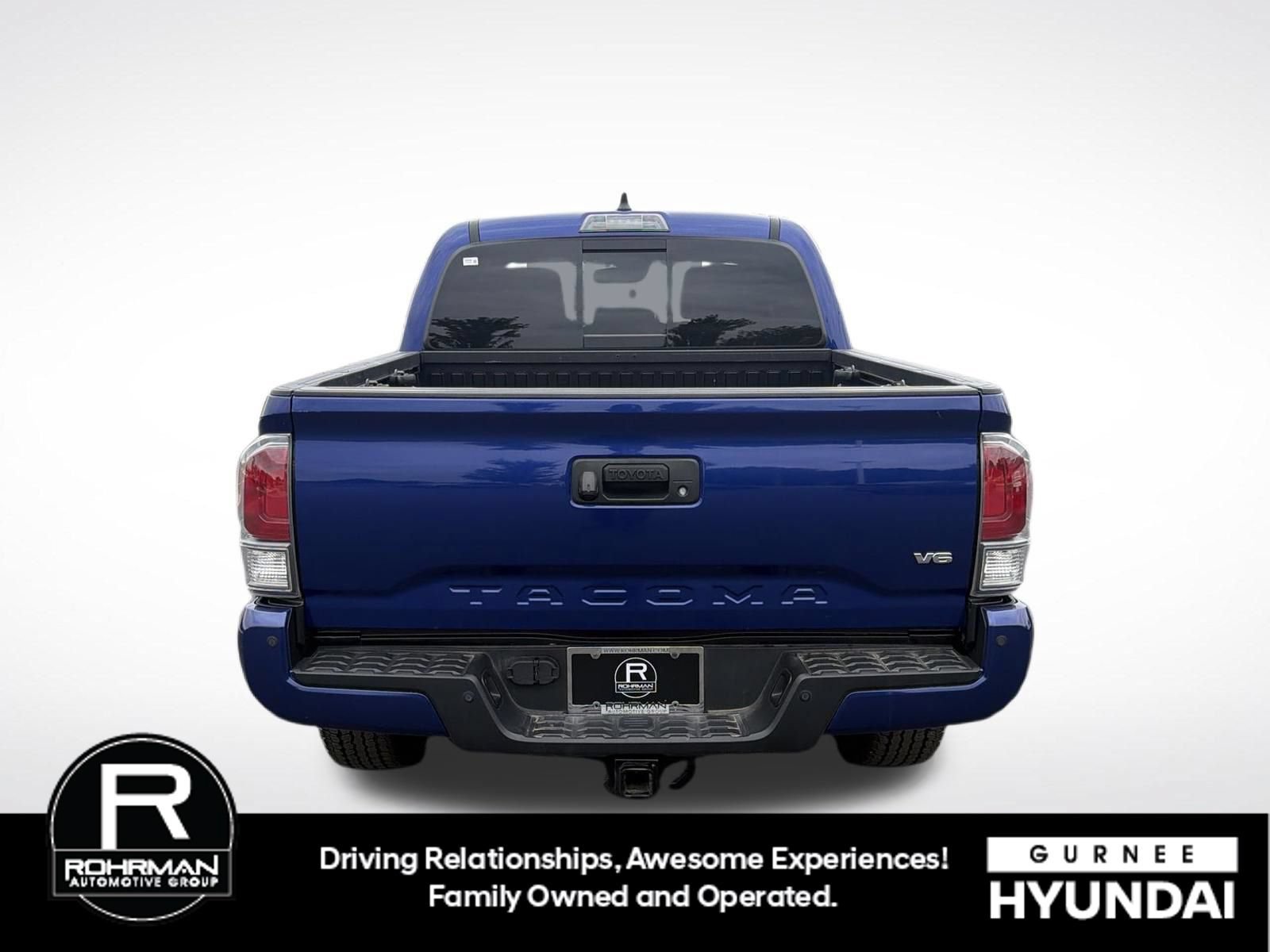 Used 2023 Toyota Tacoma TRD Off-Road w/ TRD Premium Off Road Package AWD/4WD image 9