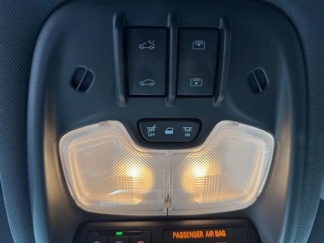 Used 2023 Chevrolet TrailBlazer RS w/ Sun and Liftgate Package FWD image 20