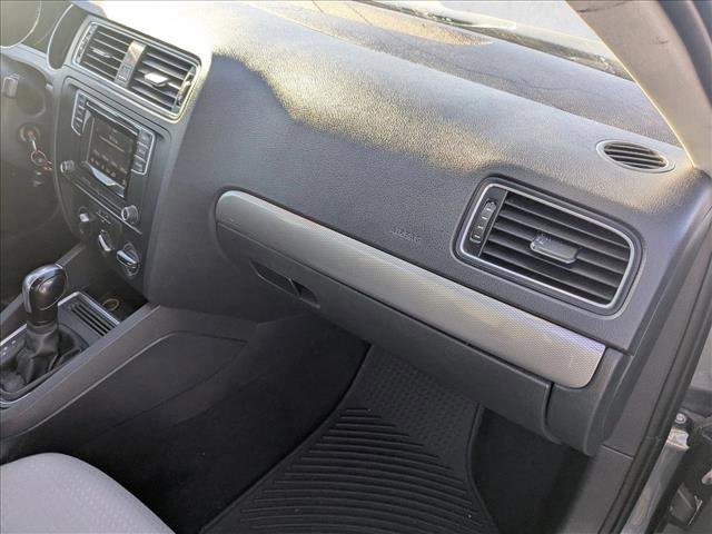 Used 2018 Volkswagen Jetta S image 19