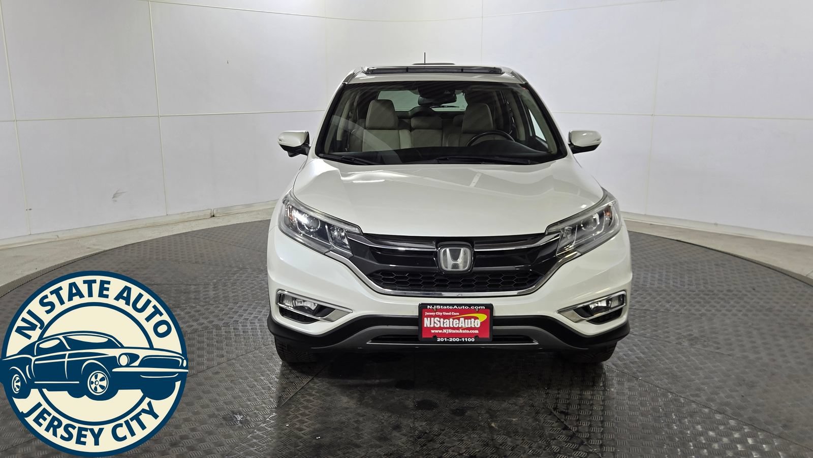 Used 2016 Honda CR-V Touring image 2