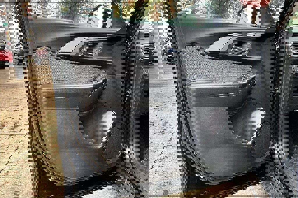 Used 2022 Chevrolet TrailBlazer LT w/ Driver Confidence Package image 26