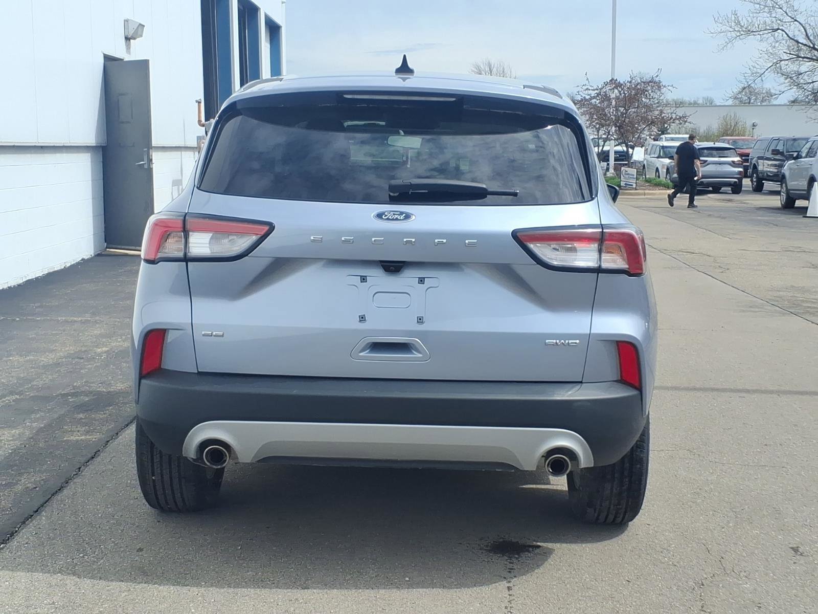 Certified 2022 Ford Escape SE w/ Convenience Package AWD/4WD image 5