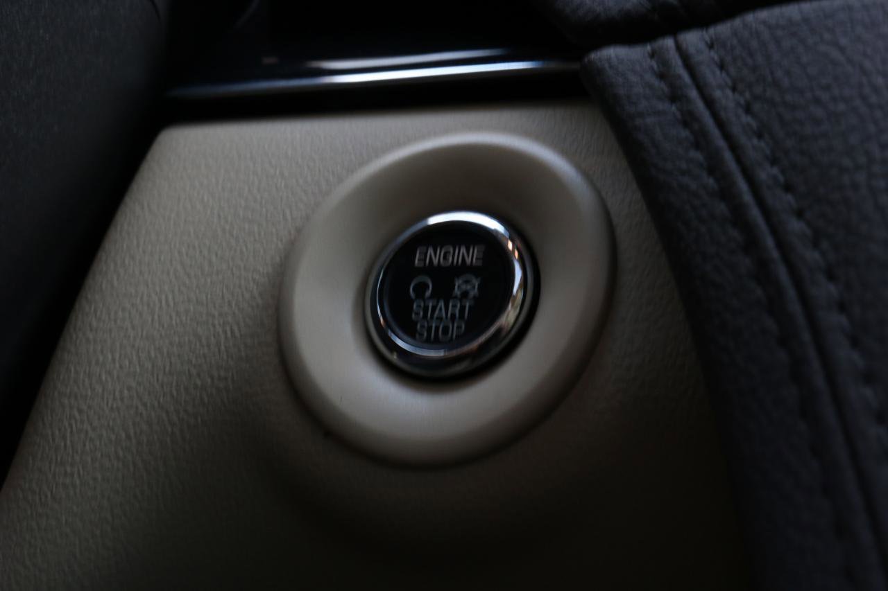 Used 2015 Lincoln MKT AWD w/ Equipment Group 201A image 35