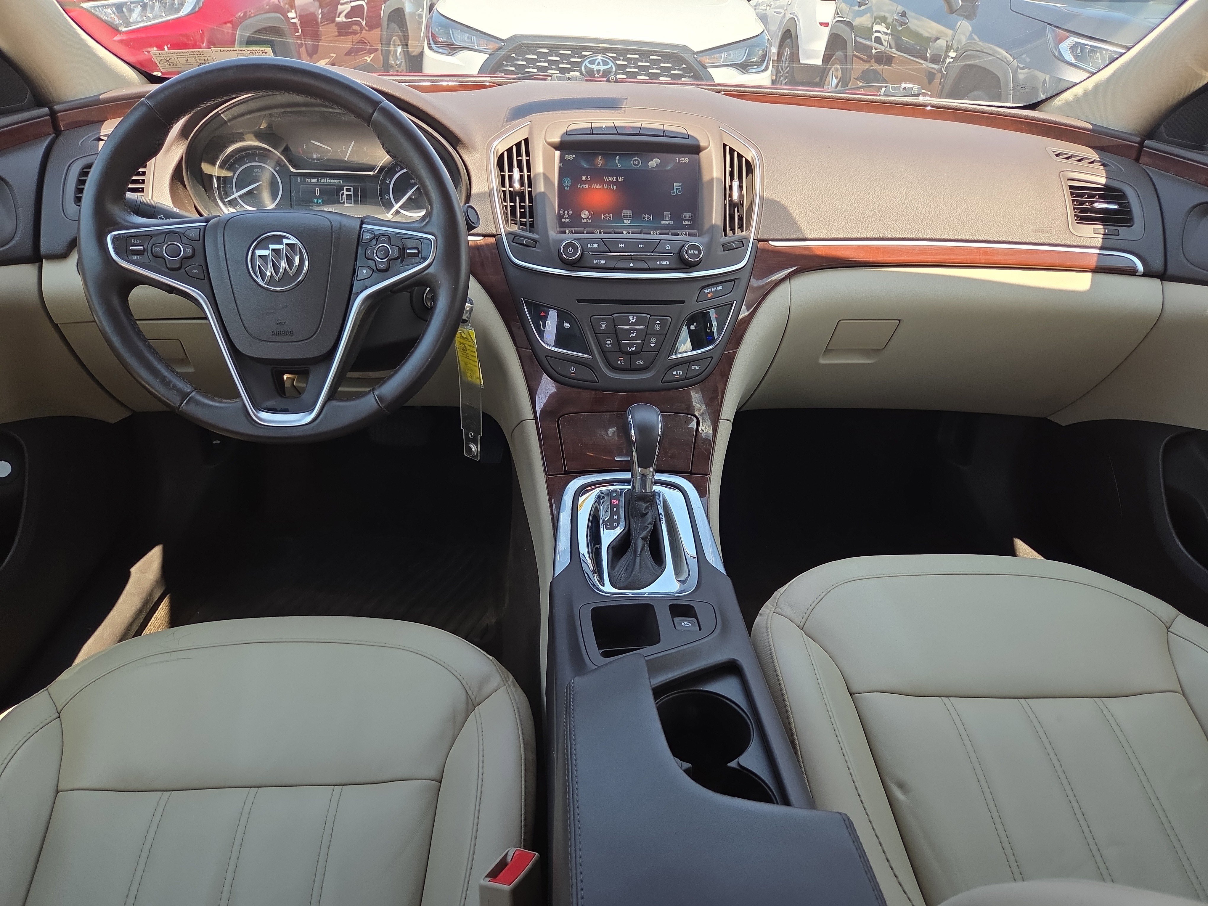 Used 2016 Buick Regal image 23