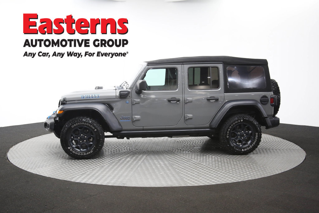 Used 2023 Jeep Wrangler Unlimited w/ Cold Weather Group AWD/4WD image 63